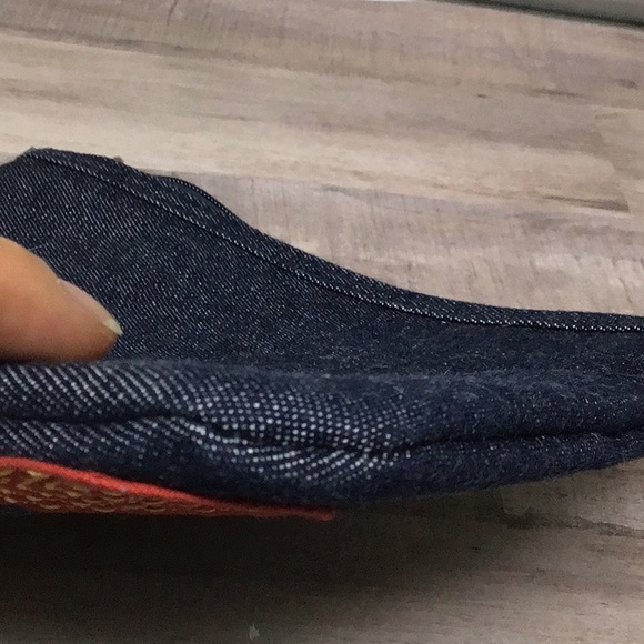 Bath & Body Works~Denim Embroidered Cosmetic Bag~EUC! - Picture 6 of 6